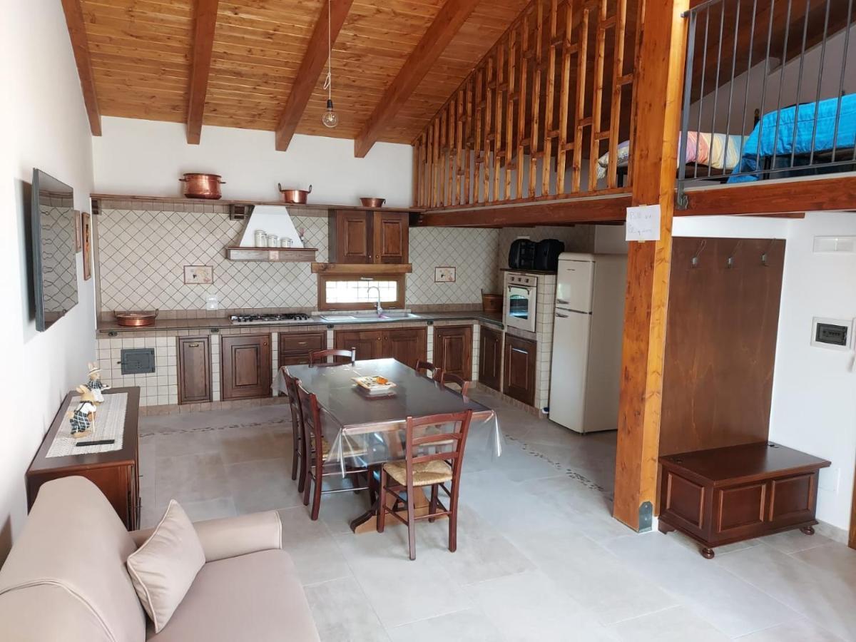 La Casa Sull'Aia,Av Bed and Breakfast Santo Stefano del Sole Exteriör bild