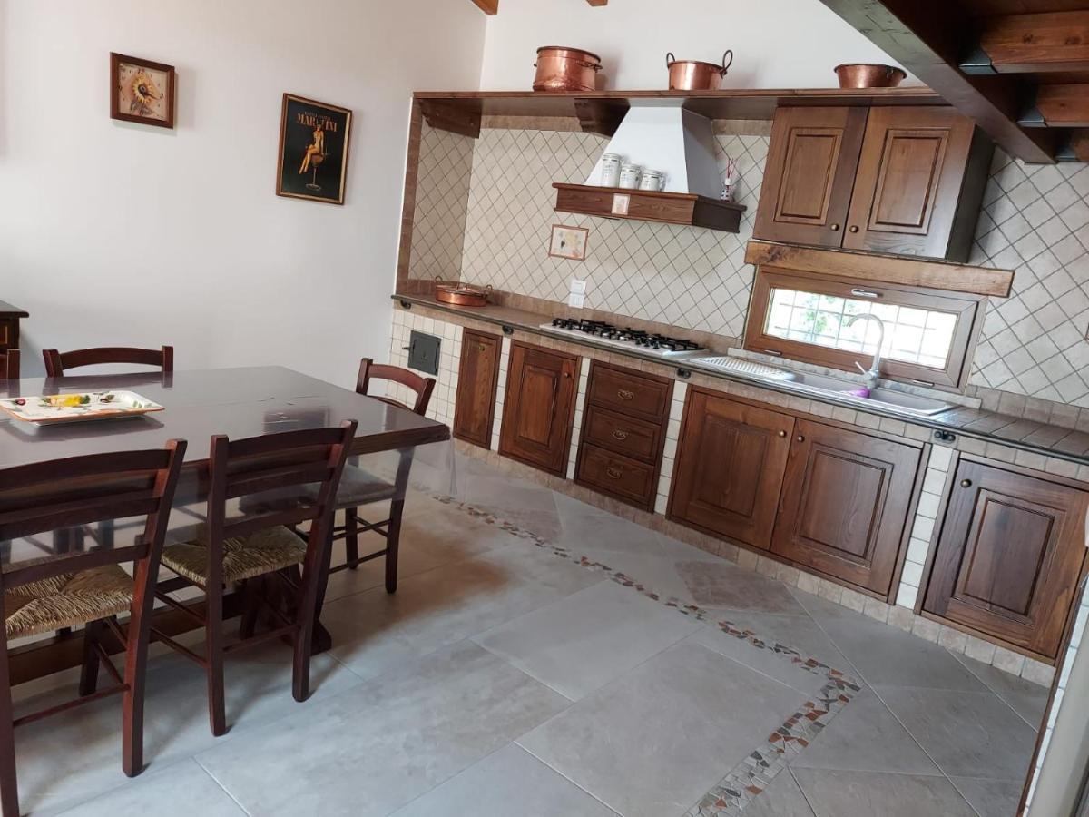 La Casa Sull'Aia,Av Bed and Breakfast Santo Stefano del Sole Exteriör bild