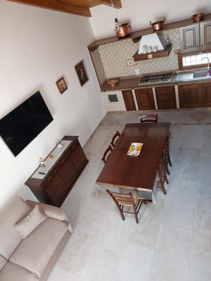 La Casa Sull'Aia,Av Bed and Breakfast Santo Stefano del Sole Exteriör bild