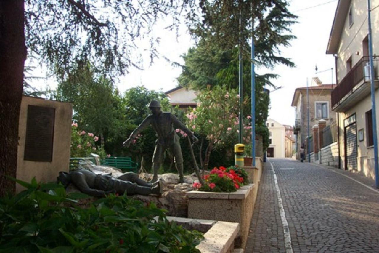 La Casa Sull'Aia,Av Bed and Breakfast Santo Stefano del Sole Exteriör bild
