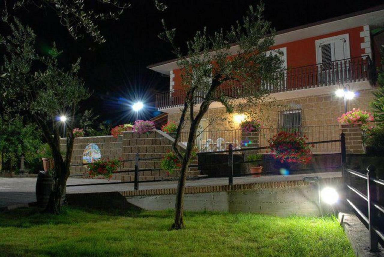 La Casa Sull'Aia,Av Bed and Breakfast Santo Stefano del Sole Exteriör bild